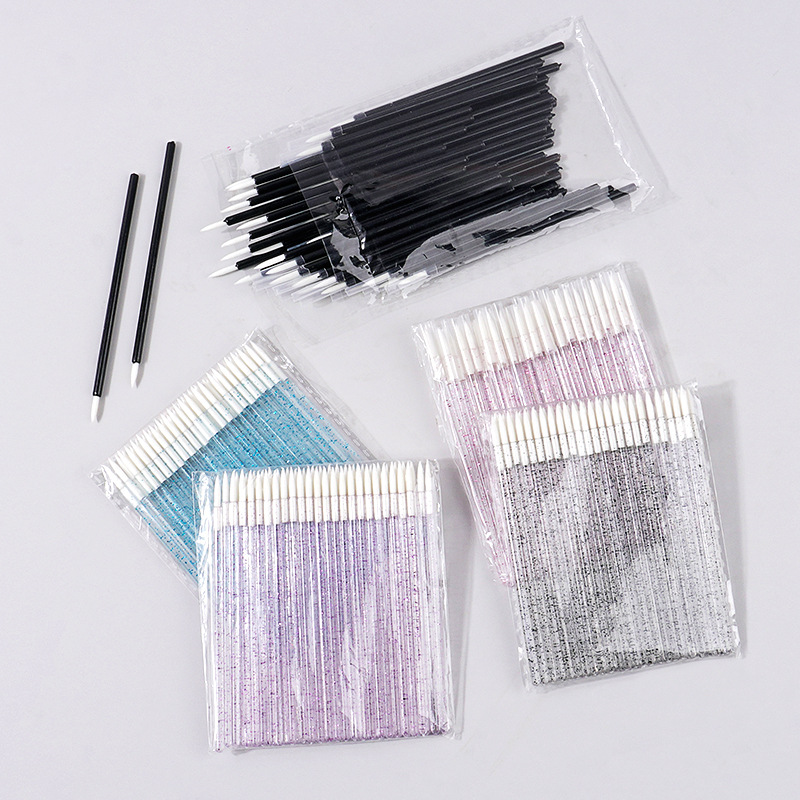 Wholesale of disposable eyeliner brushes, lip brushes, portable sticks, lipstick, eyeshadow, concealer brushes, and undereye makeup brushes in stock full figure