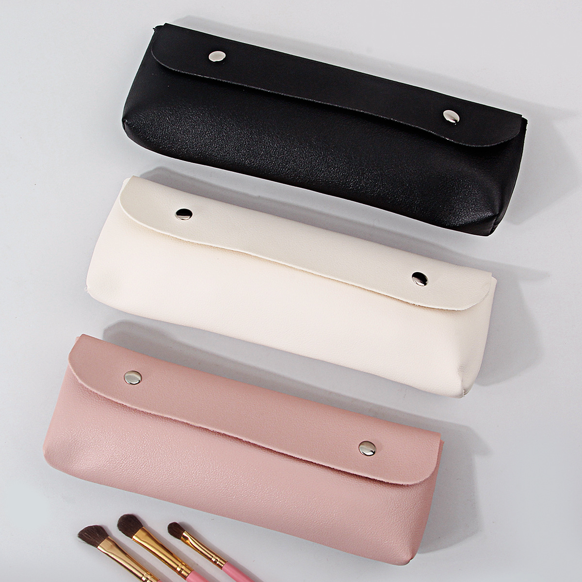 New large-capacity leather brush bag, metal snap bag, makeup tool storage, makeup brush storage, brush holder bag, pen case details Picture