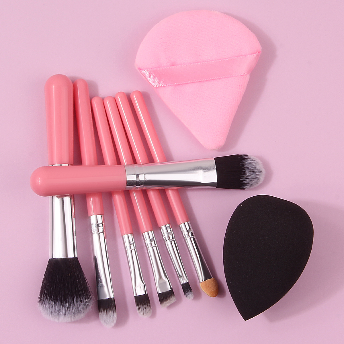 Travel portable 7-piece makeup brush set: Mini loose powder, blush brush, eyeshadow brush, comes with a triangular powder puff and sponge egg Specification drawing