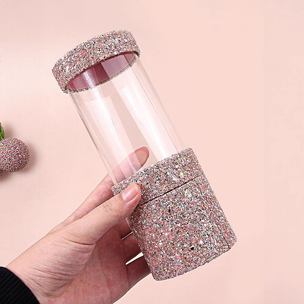 Transparent makeup brush bucket, sequined glitter, beauty tool box, multi-functional portable makeup brush cylinder Application Scenario