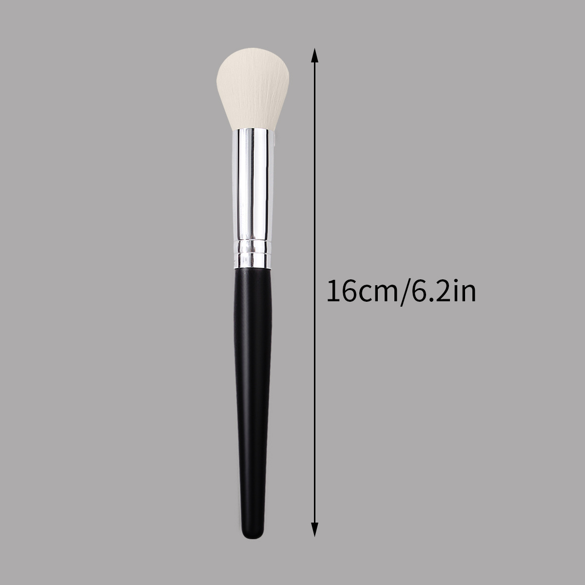 Single black smudging makeup brush, blush brush, face brightening and highlighting, hand refreshing, daily makeup tool Application Scenario