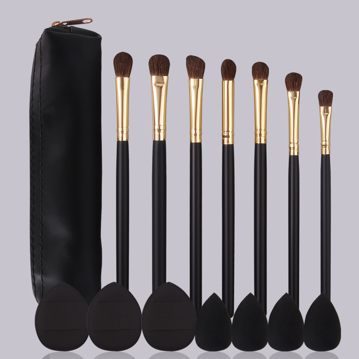 7-piece Pony hair eye makeup brush, soft bristle eyeshadow brush, highlighter brush, nose shadow brush, portable sponge powder puff, makeup bag Application Scenario