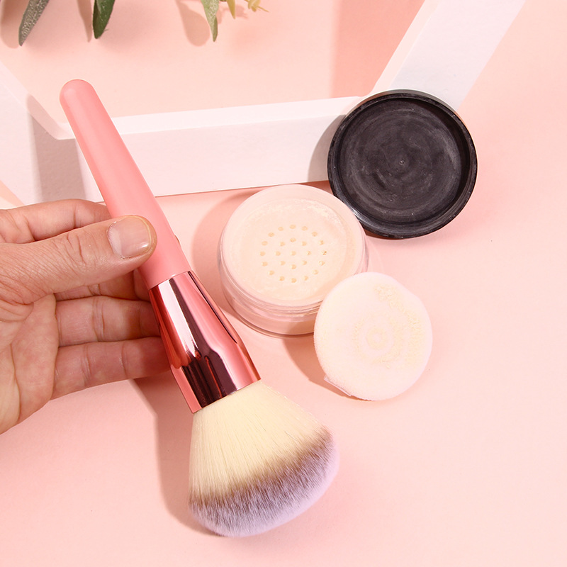 Single large-sized loose powder brush for beginners, portable loose powder brush for facial honey powder, wholesale of beauty tools details Picture