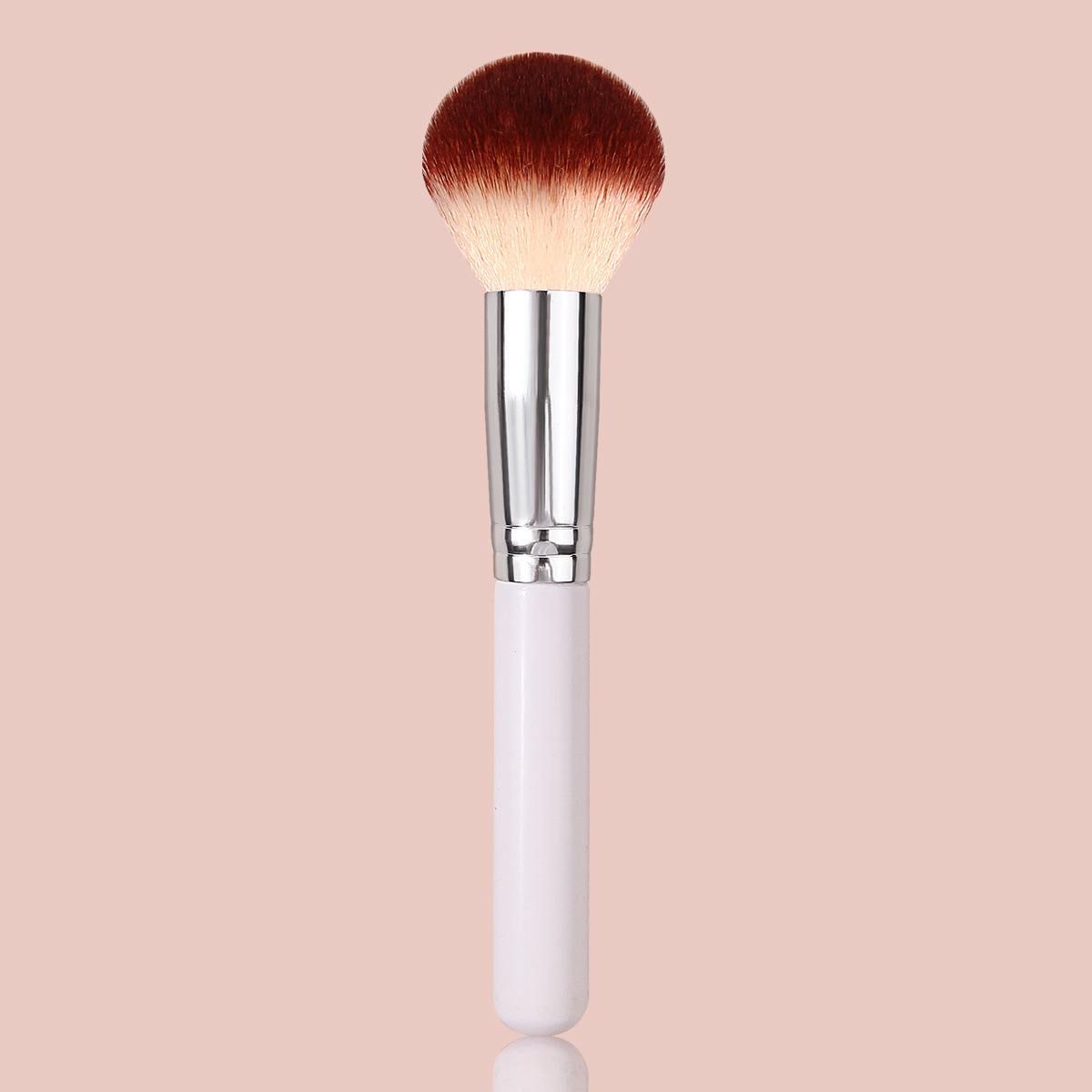 New single-handled wooden loose brush, large round head blush and honey brush, independently packaged makeup brush, portable beauty tool full figure