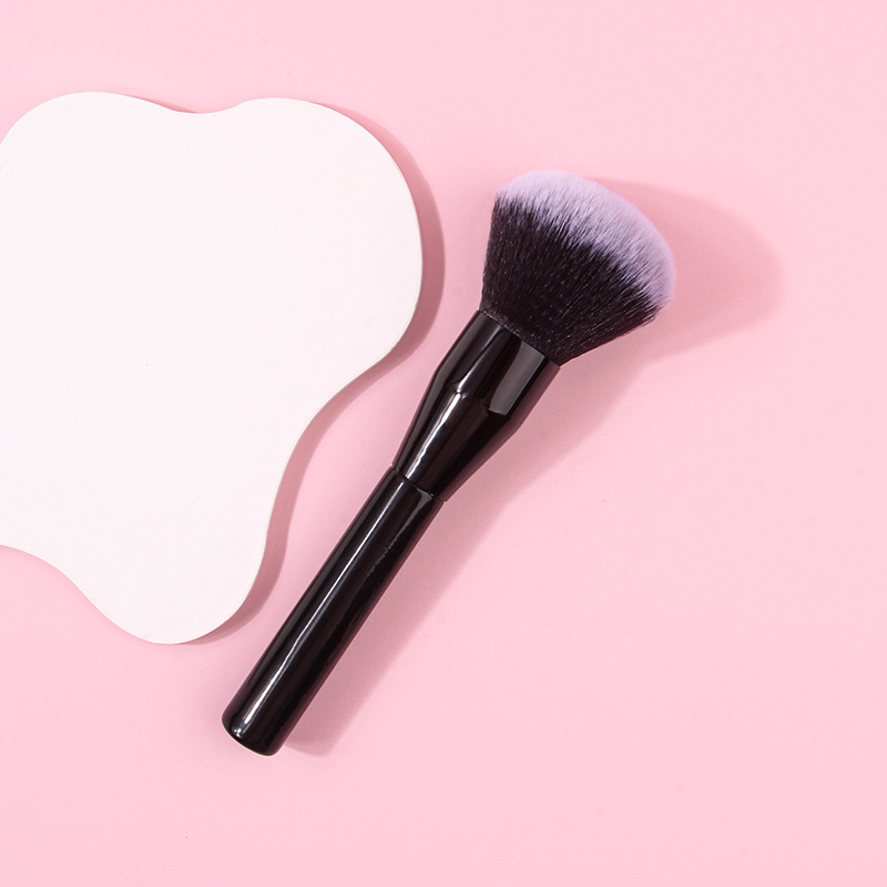 Single extra-large loose brush soft bristle setting brush, super soft bristle facial makeup tool in stock wholesale Application Scenario