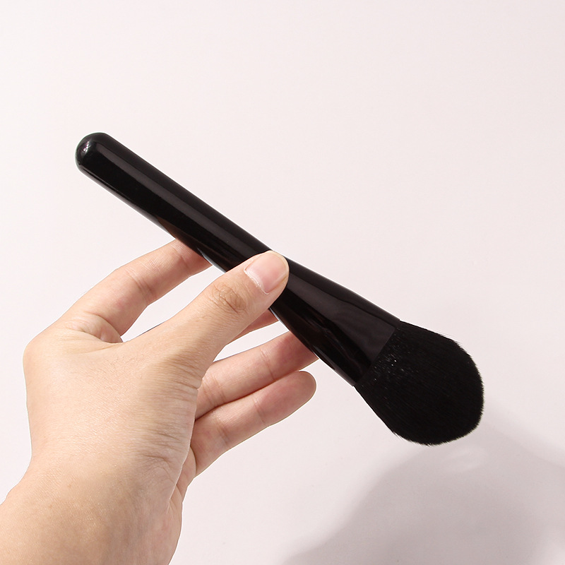 High-quality single-barrel blush brush, loose brush, all-black soft-bristled makeup brush, portable multi-functional makeup brush Specification drawing