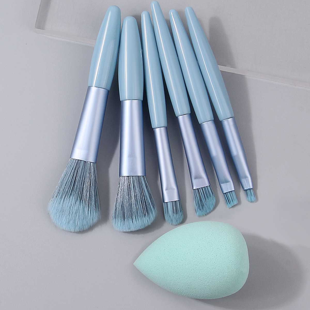 New 6-piece soft-bristled makeup brush set, eyeshadow brush, blush brush, portable beauty tools, complete makeup brush set details Picture