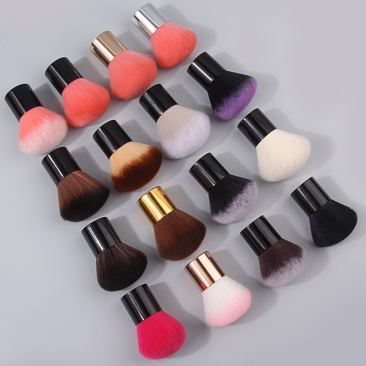Portable makeup brush, loose brush, large mushroom-shaped head nail art dust brush, soft and non-sticky makeup setting blush brush details Picture
