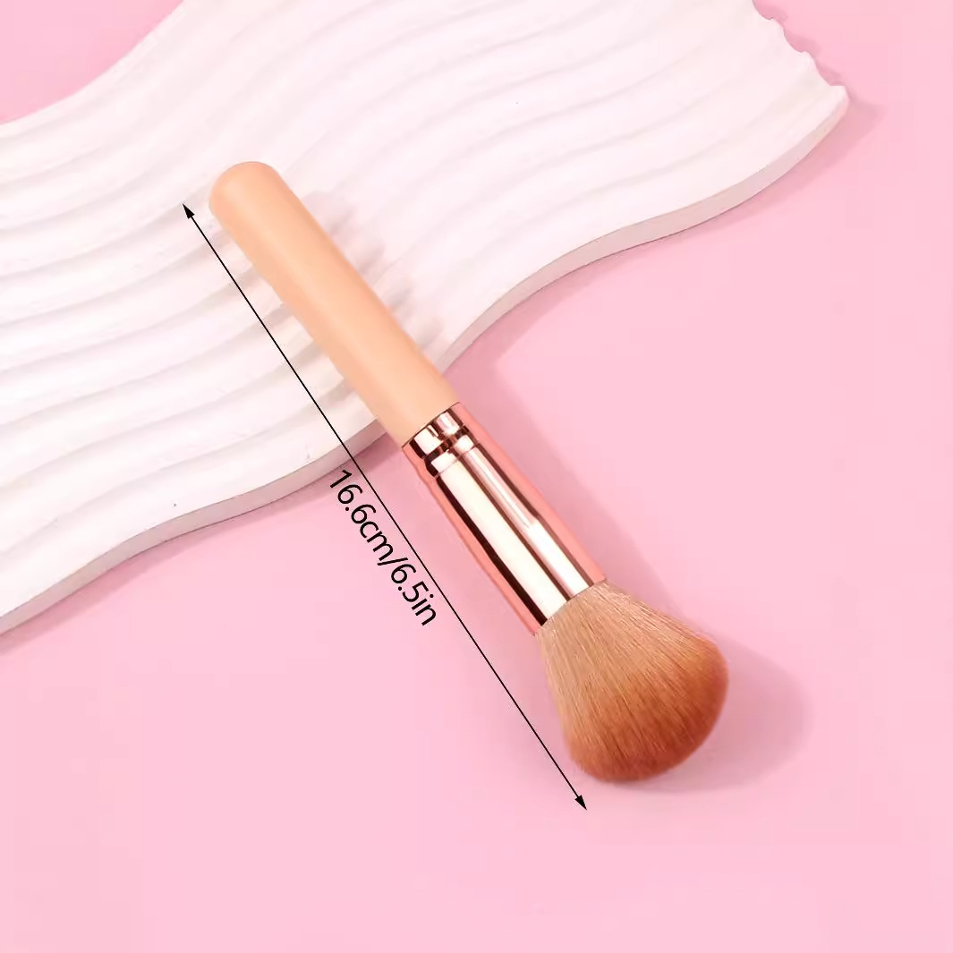 Single honey powder makeup brush, blush brush, soft bristles, non-powder setting, loose powder contouring brush, high-end multi-functional cleaning brush Application Scenario