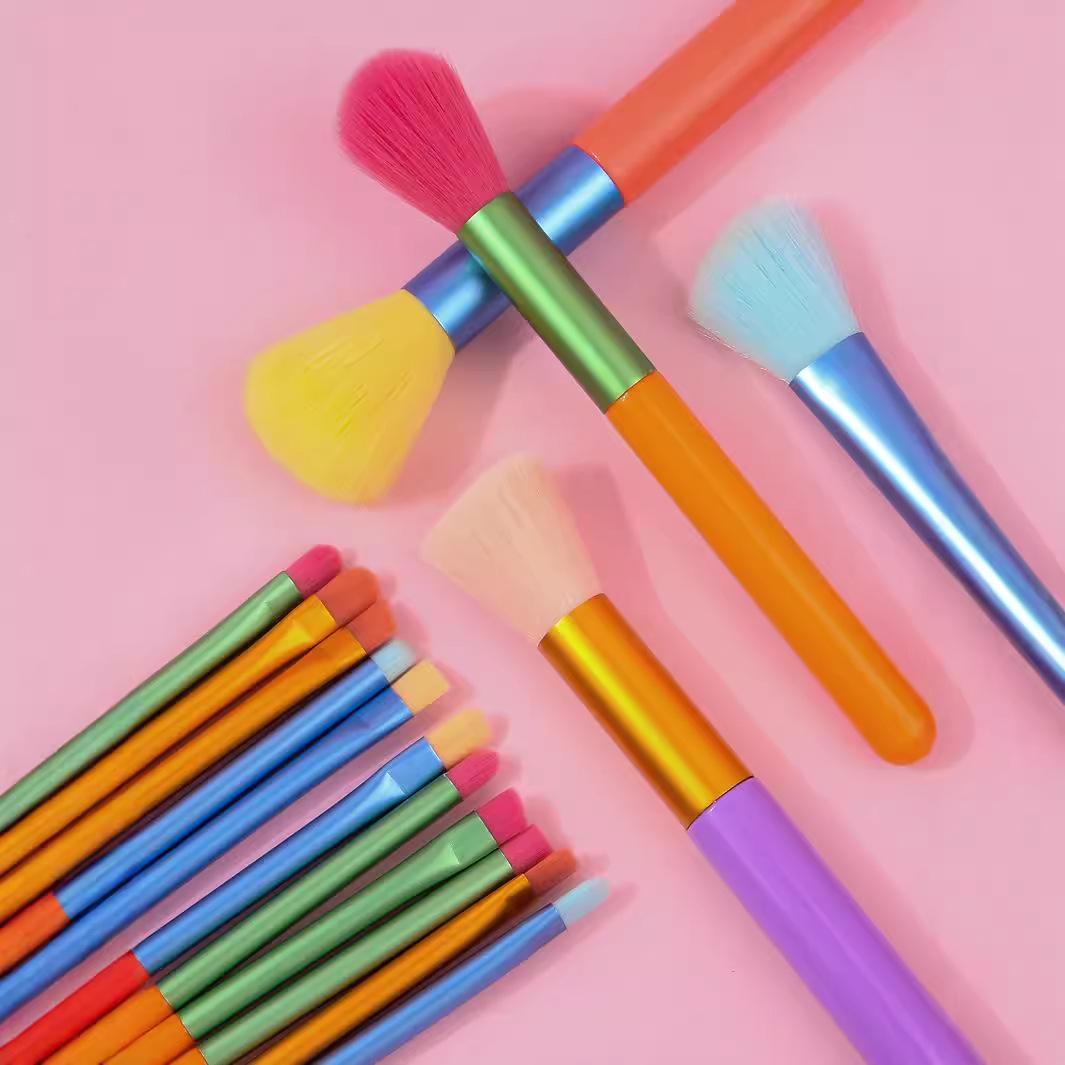 15 watercolor makeup brushes, soft eyeshadow blush brushes, foundation brushes, orange storage bucket, portable set and combination tools details Picture