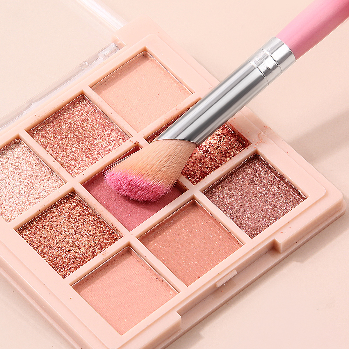 New makeup brushes, eyeshadow brushes, nose shadow brushes, smudging, detail concealer brushes, and beauty tools are available in stock. Factory direct sales Specification drawing