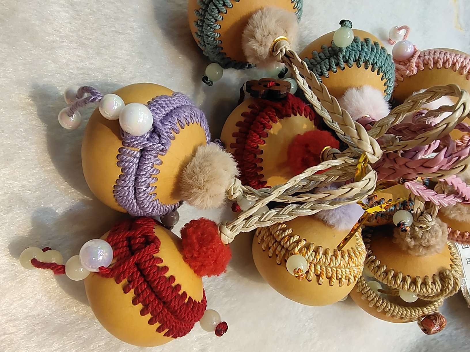 Handicrafts, gifts, various materials, handcrafted decorative creative ornaments, handicrafts, home decorations, and excellent gifts Application Scenario