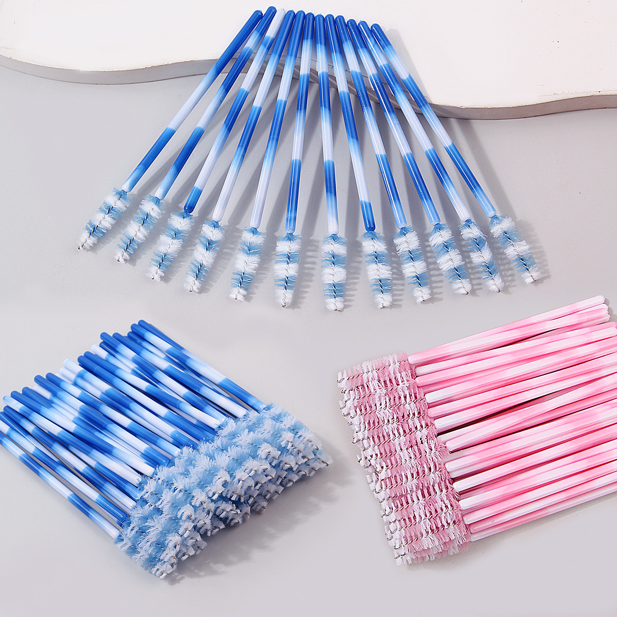 New cross-border rainbow gradient mascara brush, dual-purpose eyebrow brush, portable colored mascara comb and makeup brush tool full figure