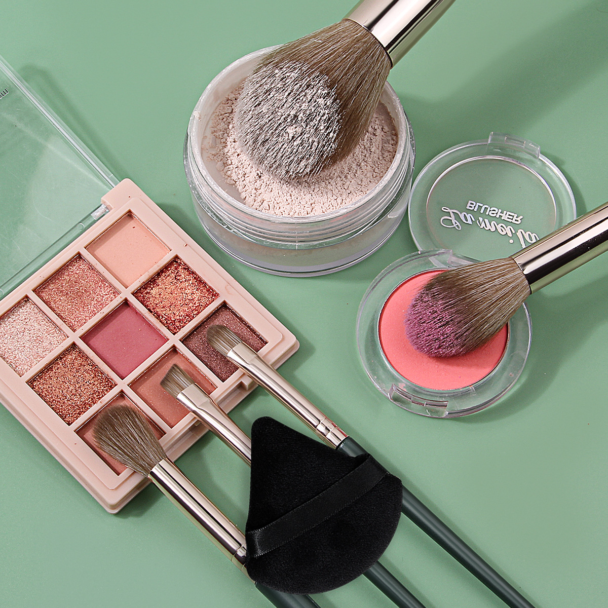 Beginner's 14-piece Green Cloud Makeup Eyeshadow Powder, Powder Brush, Foundation, Liquid Makeup, Sponge Egg Setting Powder Puff, Complete Set of makeup brushes details Picture
