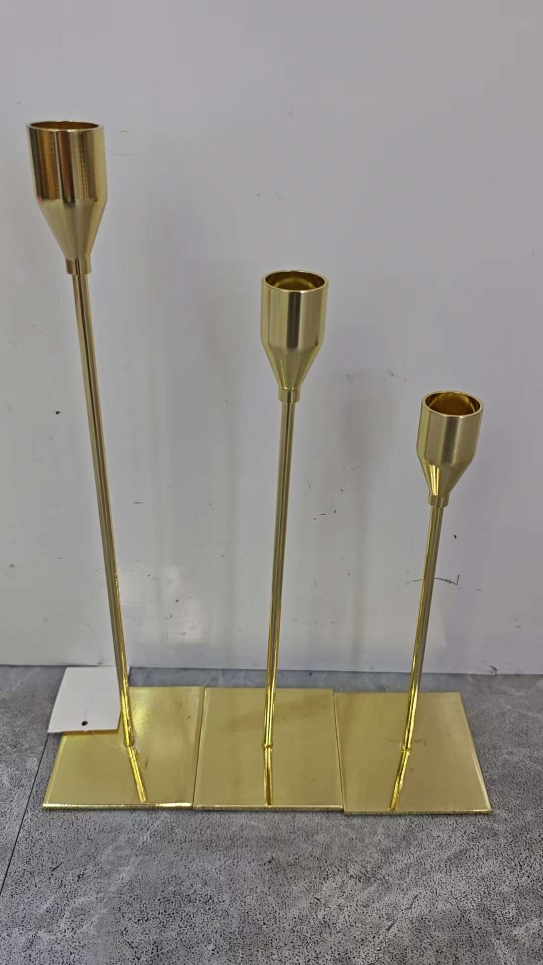 欧式金属蜡烛台婚庆道具简约烛光晚餐法式餐桌婚礼西餐奢华摆件18402方形底座