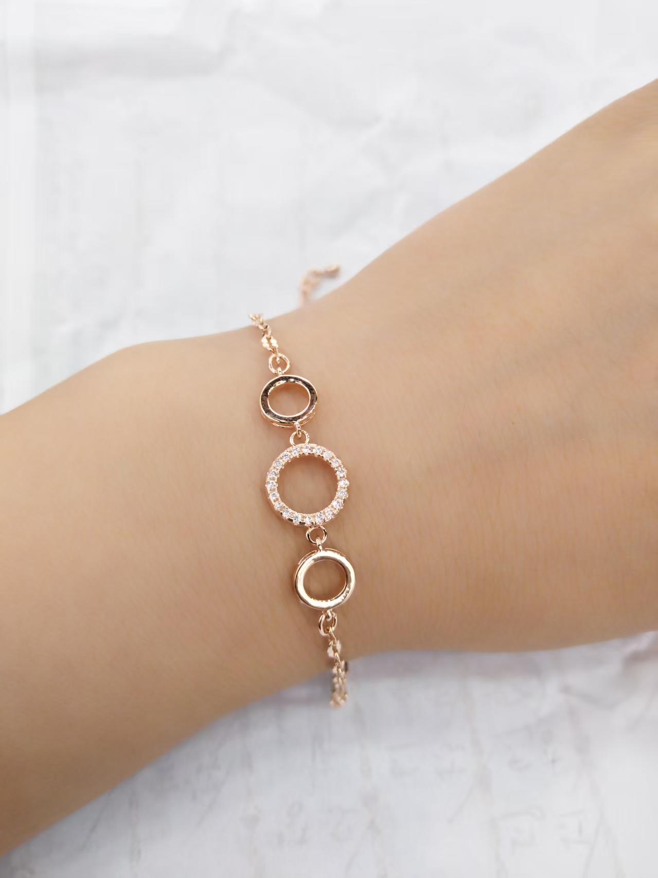 2025最新款3圈带锆不绣钢保色时尚手链