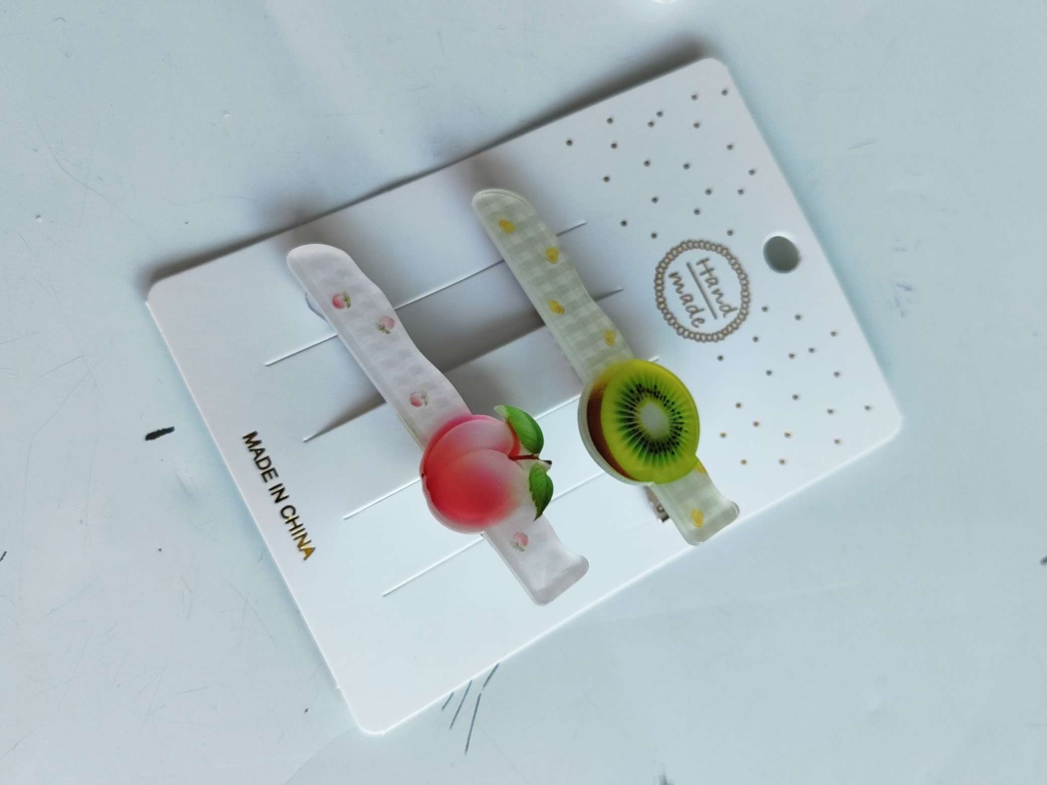 可爱红色樱桃镂空发夹女2025新款精致碎发刘海夹头饰侧边夹鸭嘴夹