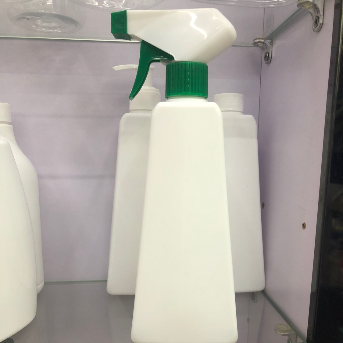 消毒液瓶浇花瓶。02