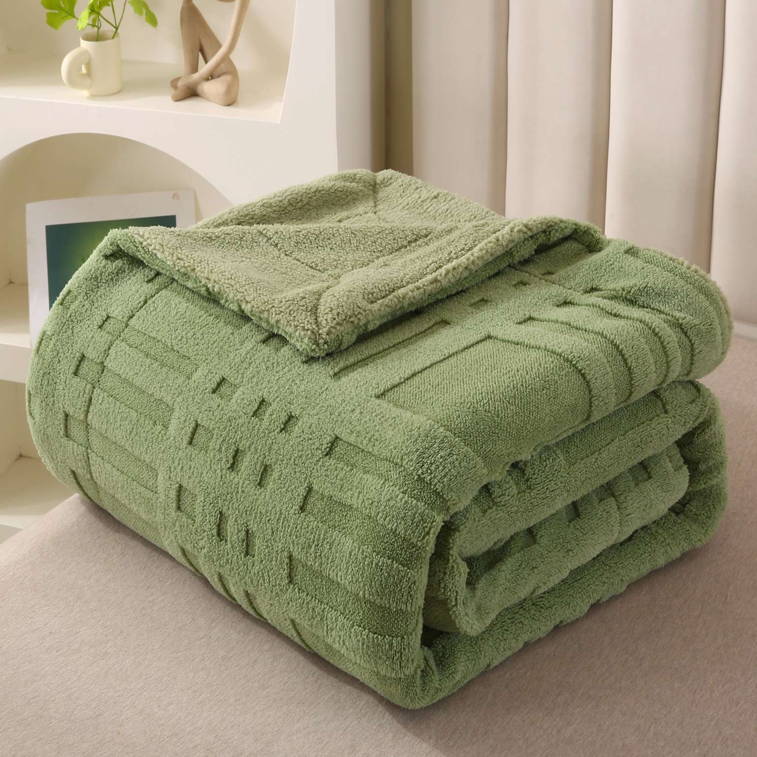 Home textile blankets, chemical fiber cloud blankets, soft and warm cover blankets, bed blankets in multiple colors to choose from, simple style blankets Specification image