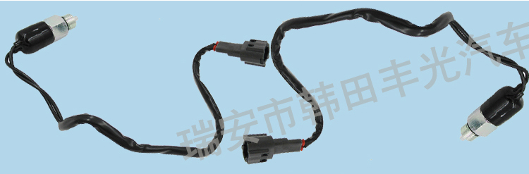 Factory direct sales, suitable for Nissan brake light switch, car brake reverse light sensor 32005-VB001 pic 4