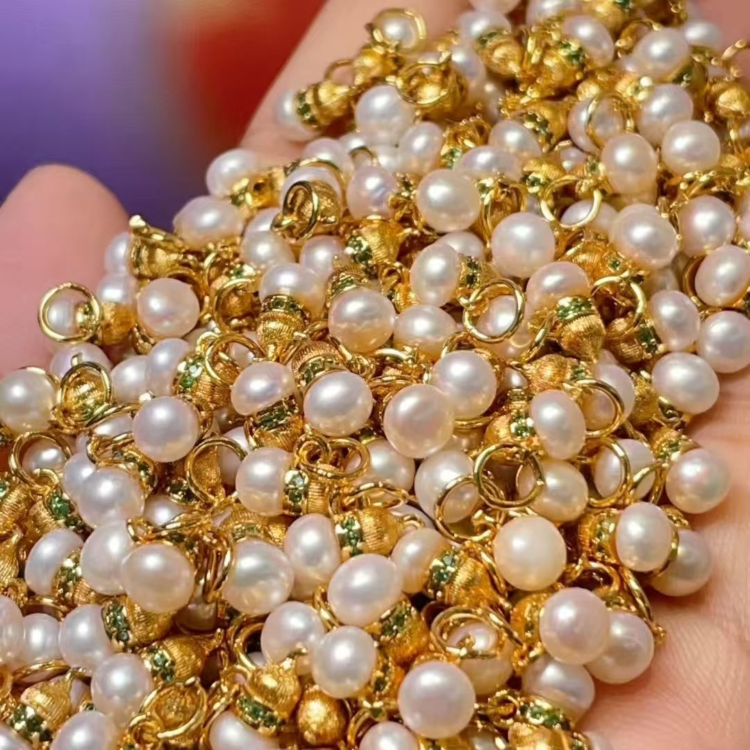 Green zirconium pearl gourd small drop slip diy jewelry accessories, crystal accessories, traditional sand gold accessories, copper-plated real gold, high color retention Specification image