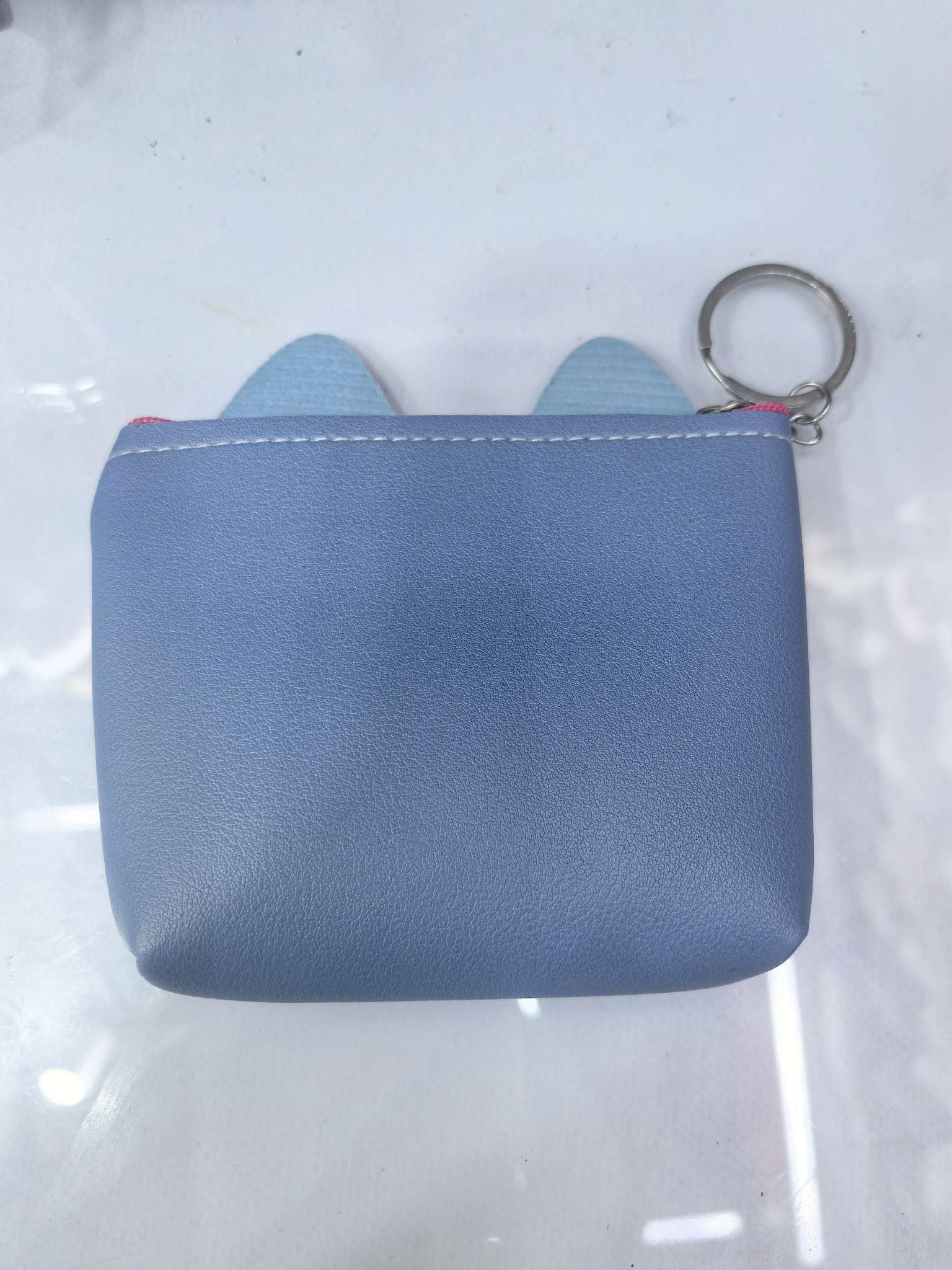 PVC耳朵时尚零钱包。