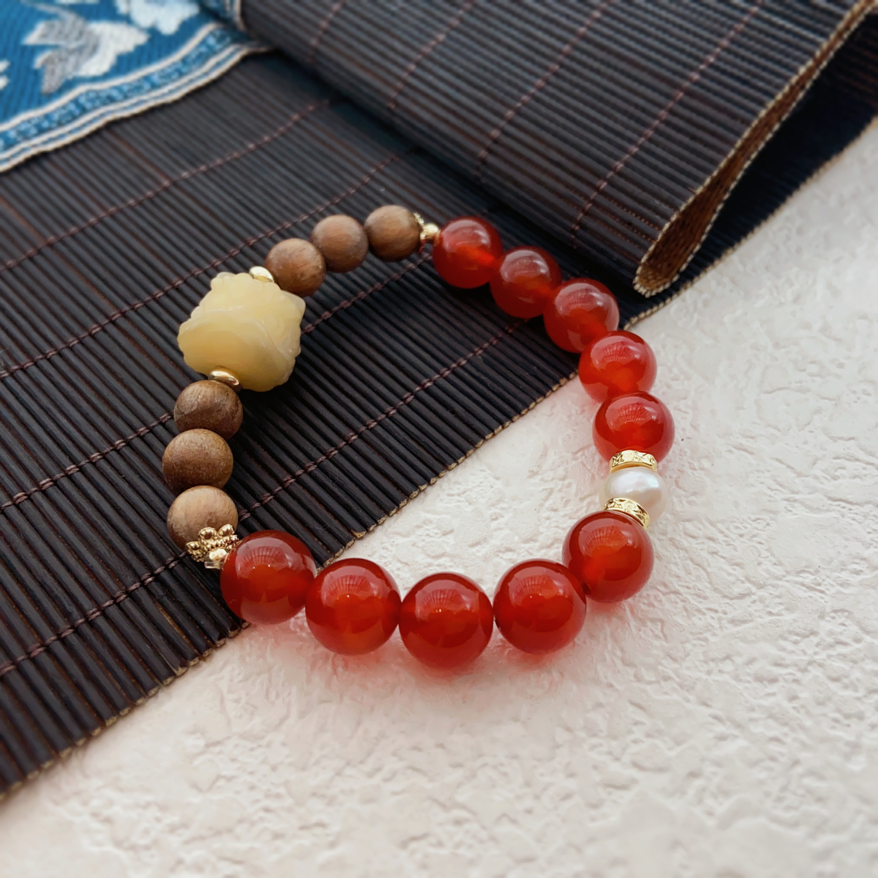 Korean-style pearl bracelet women's fashion bracelet, high-end and personalized accessory bracelet wholesale, suitable for daily wear, parties and banquets Item Picture
