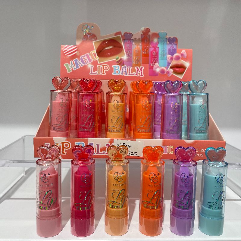 lipstick moisturizes the mouth Moisturize the mouth change lipstick color