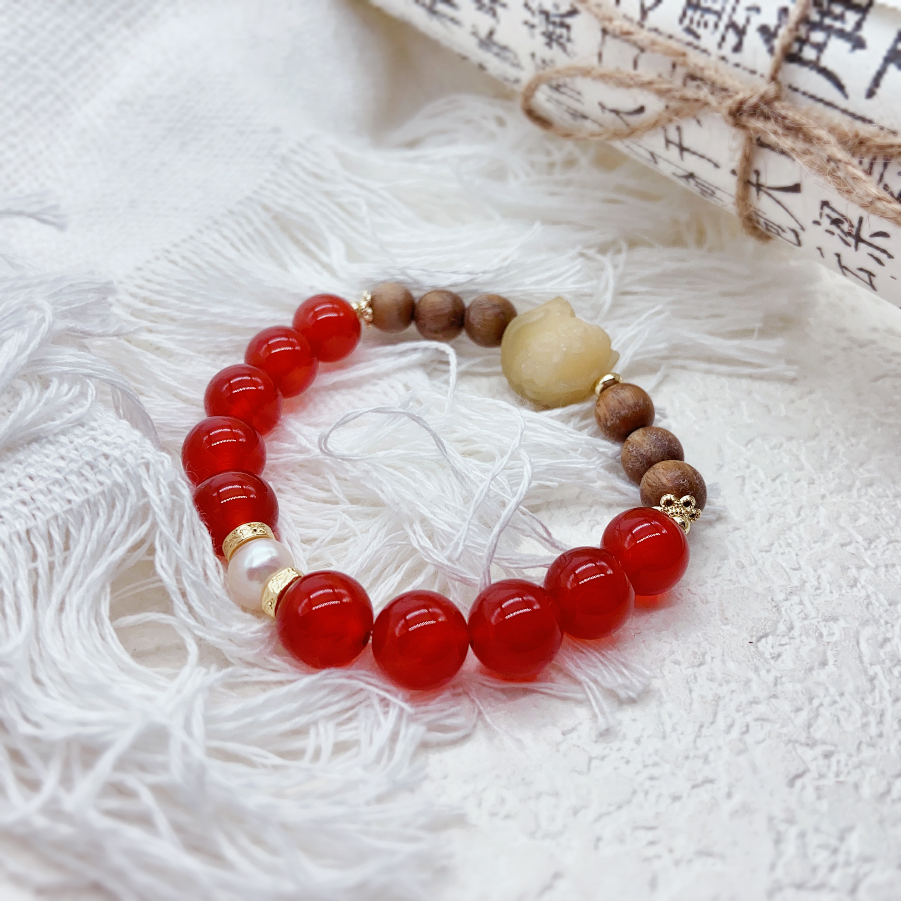 Korean-style pearl bracelet women's fashion bracelet, high-end and personalized accessory bracelet wholesale, suitable for daily wear, parties and banquets
