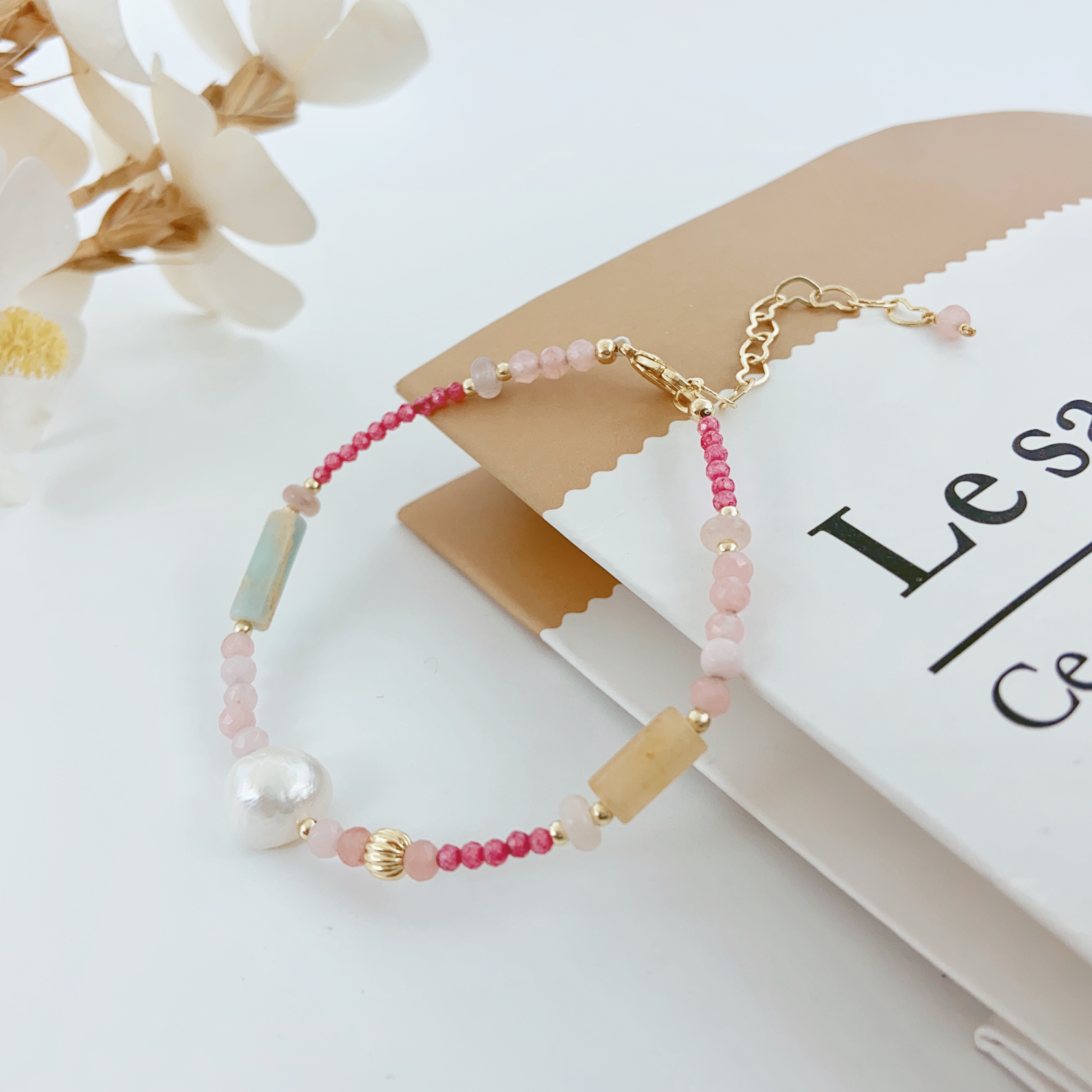 New Korean-style pearl bracelet for women, fashionable bracelet, high-end and personalized accessory, wholesale Item Picture