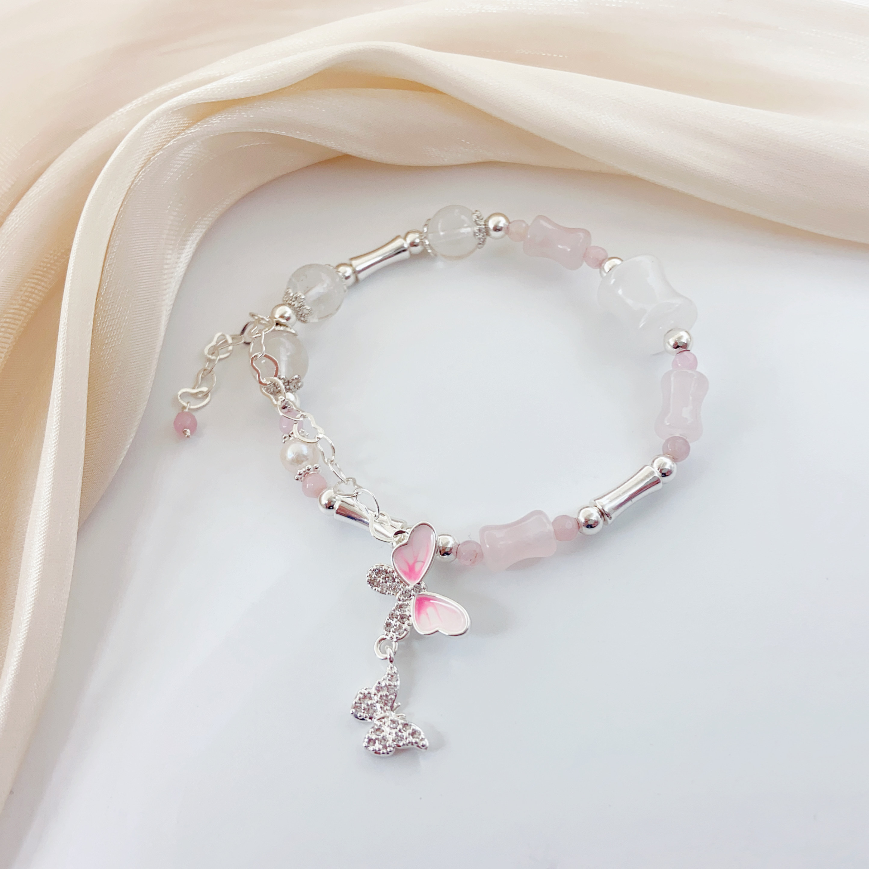 New Korean-style pearl bracelet, women's fashion bracelet, high-end and personalized accessory bracelet wholesale Specification image