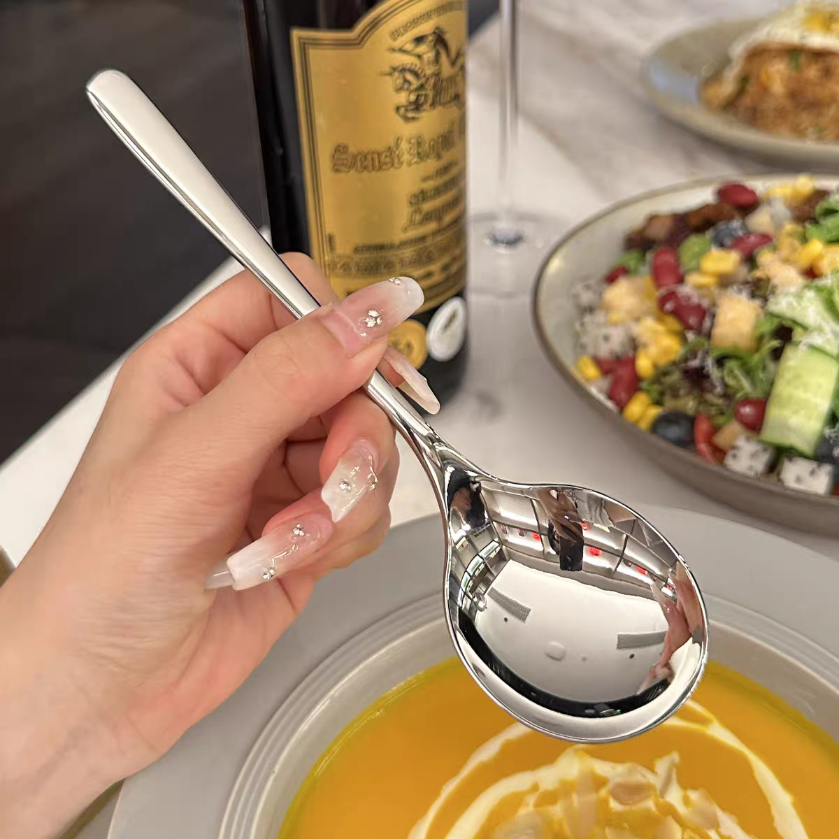 304 stainless steel spoon, popular round-head spoon, restaurant spoon, eating spoon, long-handled Korean spoon, household soup spoon details Picture