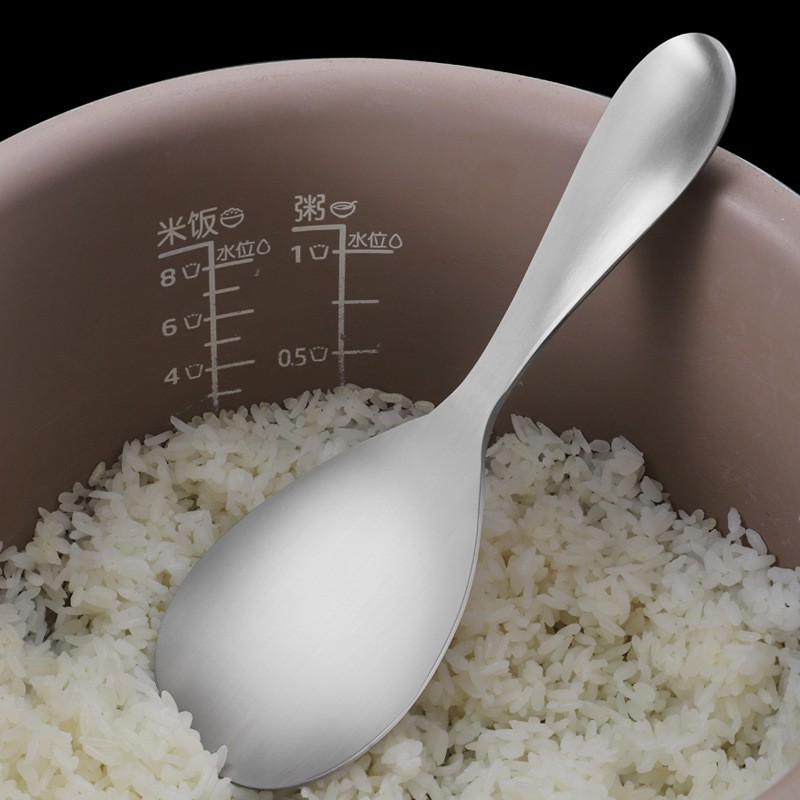 Stainless steel rice spoons, non-stick kitchen rice serving spoons, rice spatula, large household rice spoons, cafeteria self-service rice spoons Application Scenario