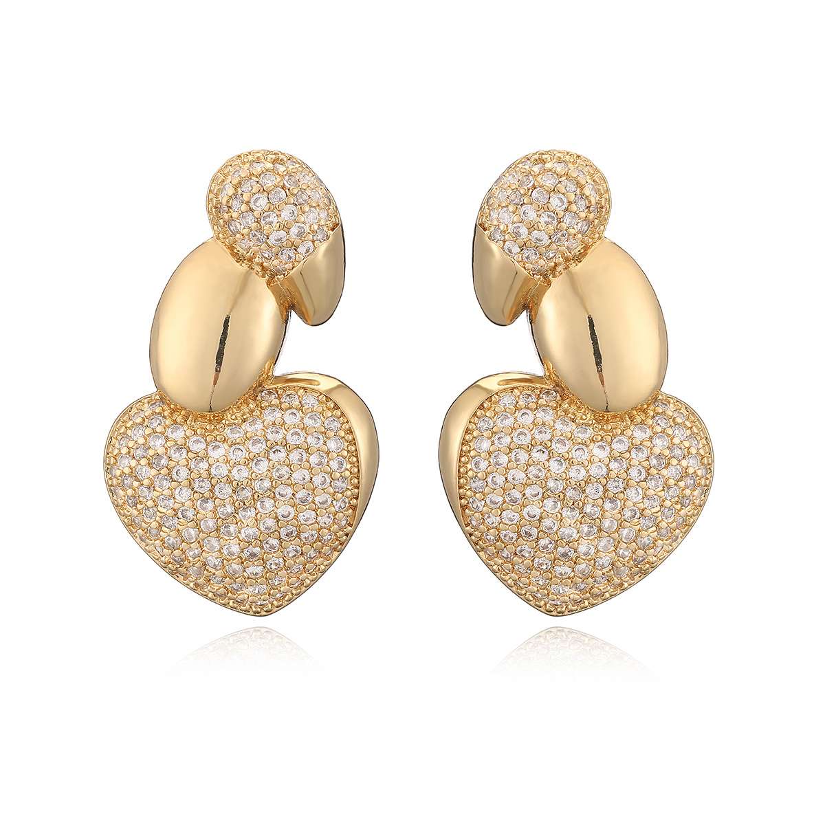 European and American cross-border fashion light luxury copper-plated 18K gold zircon irregular geometric ear studs, niche and personalized earrings Application Scenario