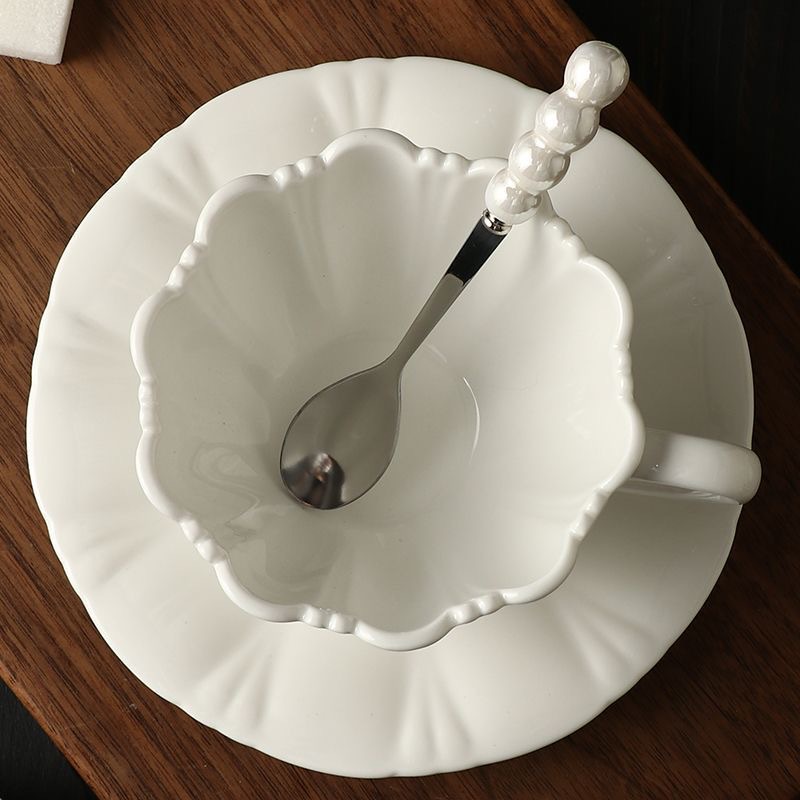 Creative stainless steel spoons, ceramic pearl small spoons, coffee spoons, ice cream and Popsicle spoons, ins cake and dessert spoons Specification drawing