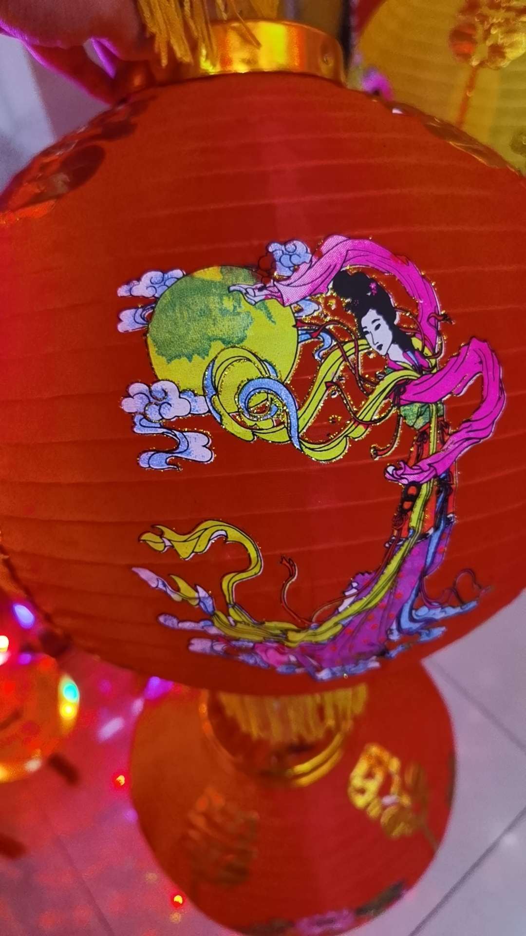 Chan 'e Flying to the Moon comes in sizes of 12, 14 and 16 inches, with 4 colors, making it suitable for setting up scenes during the Mid-Autumn Festival Specification image