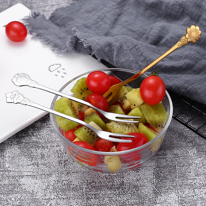 Stainless steel fruit fork, two-toothed fruit fork, cherry blossom fork, Japanese flower dessert fork, cake fork, mooncake fork Specification drawing