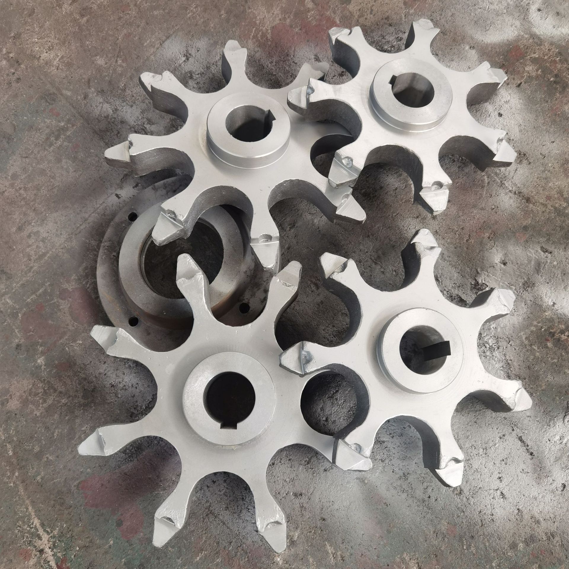 The supply chain conveyor sprocket tube manufacturer casts sprockets made of stainless steel for industrial transmission Application Scenario