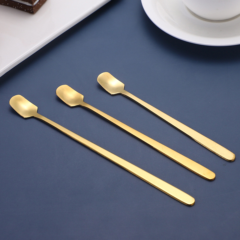 Stainless steel spoon, long-handled stirring spoon, ins cherry blossom spoon, rose spoon, titanium gold square head spoon, leaf spoon, three-toothed fork Application Scenario