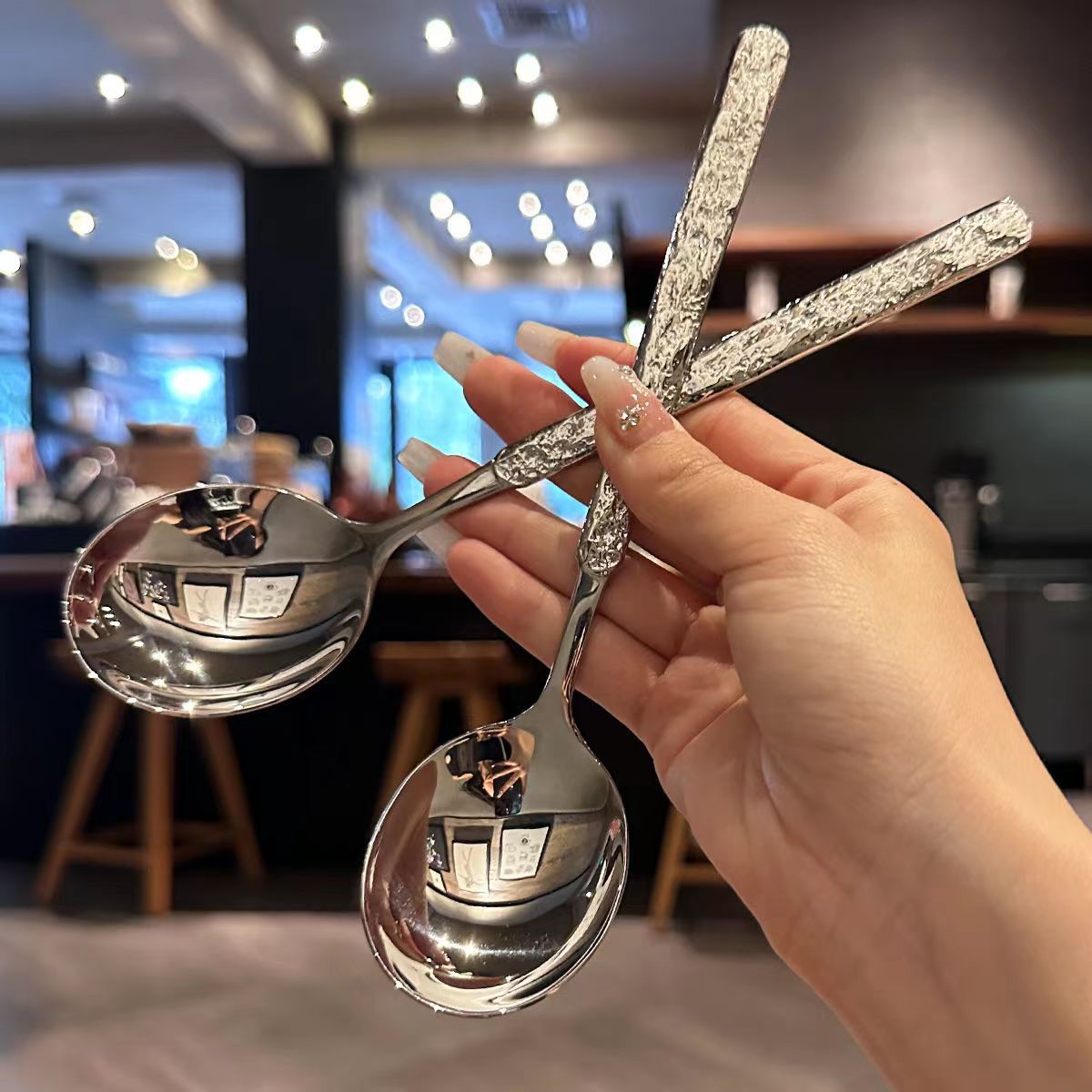 Stainless steel spoon, popular stone-patterned spoon, restaurant dining spoon, Korean-style long-handled cracked spoon, spoon, spoon, dessert spoon details Picture
