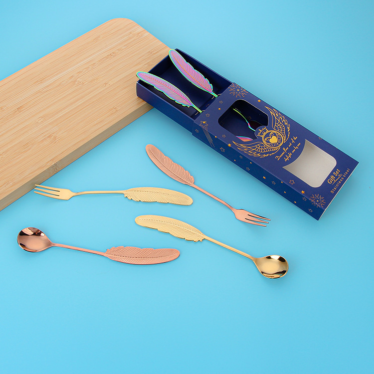 304 stainless steel spoon and fork creative feather spoon, leaf fork, fruit fork, dessert spoon, cake fork, coffee spoon set Application Scenario