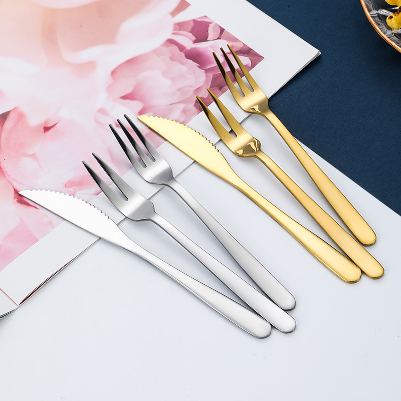 Stainless steel mooncake knife and fork, creative gold-plated two-tooth fruit Western-style dessert cake three-tooth knife and fork accessories Specification drawing