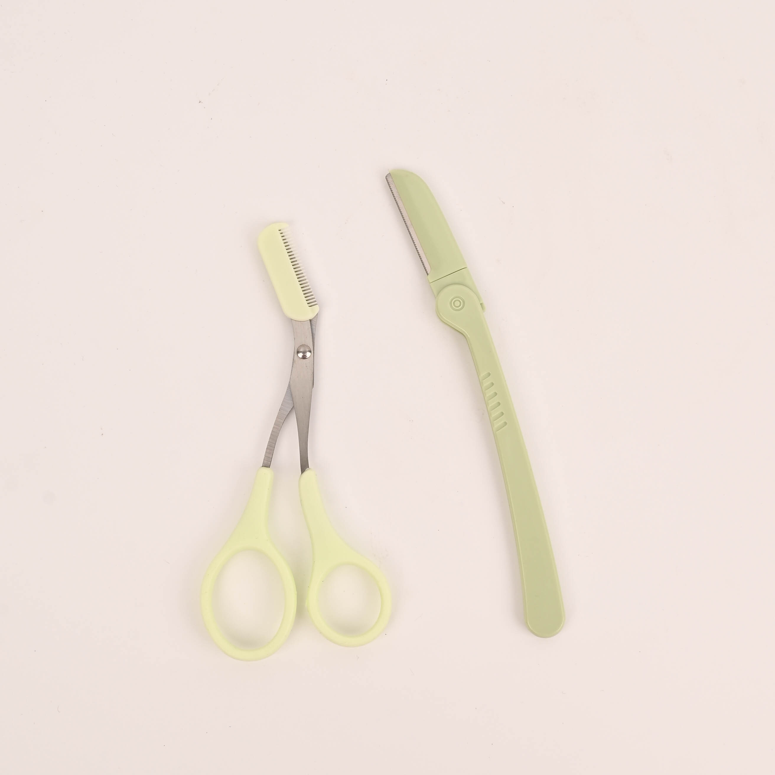 Tijeras de corte de cejas con peine de ceja corte de cejas principiante principiante belleza maquillaje corte de cejas tarjeta japonesa decoración cejas herramientas Specification image