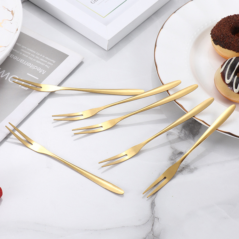 Stainless steel fruit fork, mooncake knife fork, restaurant dessert fork, cake two-toothed fork, golden fruit skewer, factory direct sales details Picture