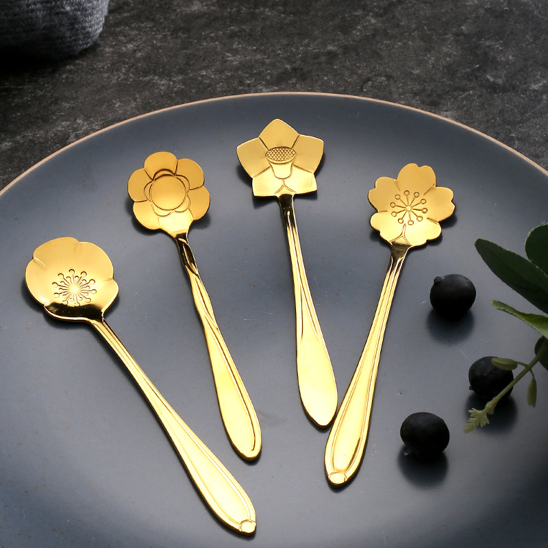 Stainless steel spoon, golden cherry blossom spoon, creative rose spoon, mixing spoon, mug, coffee spoon, souvenir gift spoon Application Scenario