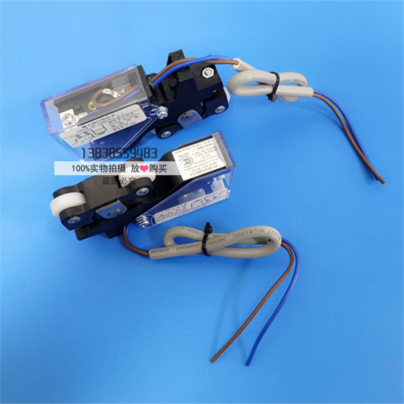 Hitachi elevator hall door contact switch HKB-D enclosed roller switch assembly black CAM always open Specification drawing