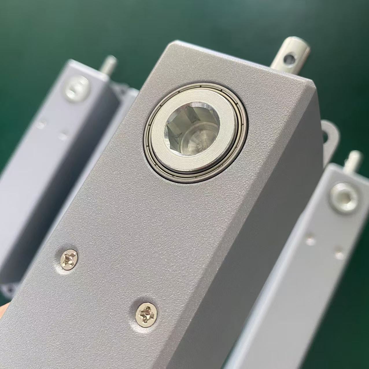 Manual and automatic window opener, hand-cranked window opener, electric intelligent window opener, smoke exhaust window, fire protection automatic Application Scenario