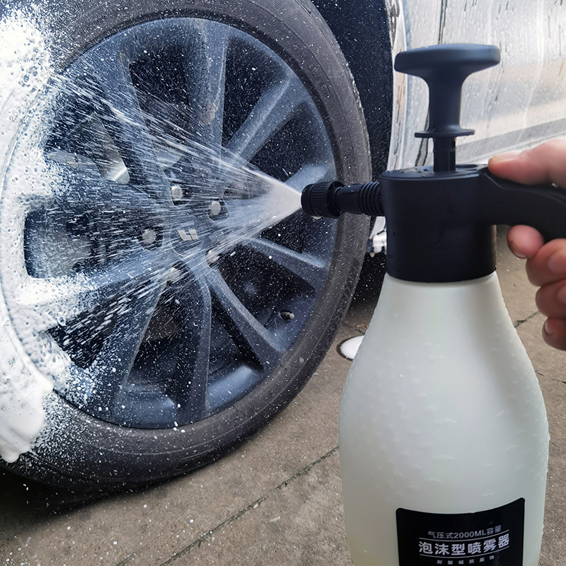 2L car wash foam spray bottle, foam device, special high-pressure pressurized hand-sprayed white spray bottle for car wash liquid foaming Application Scenario
