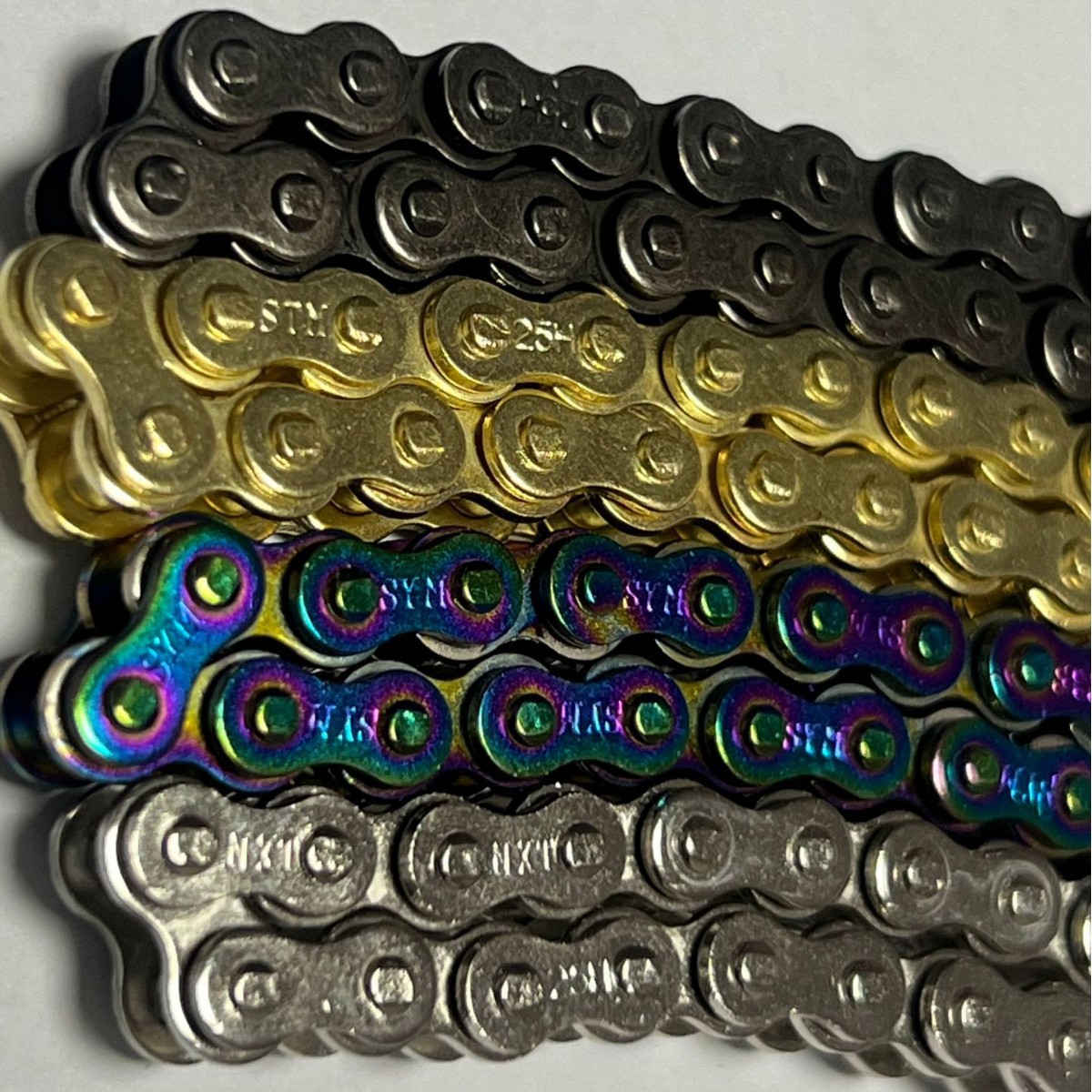 【 Tiefeng 】25H/04C model chain precision roller chain is available in four colors: gold, silver, black and dazzling colors details Picture