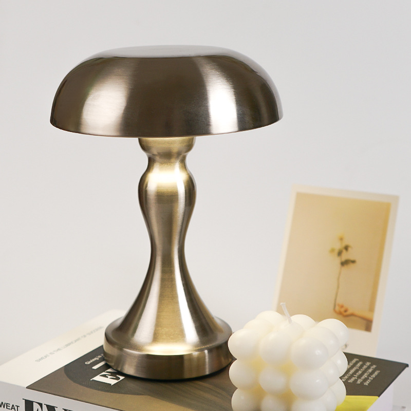 装饰台灯实物图